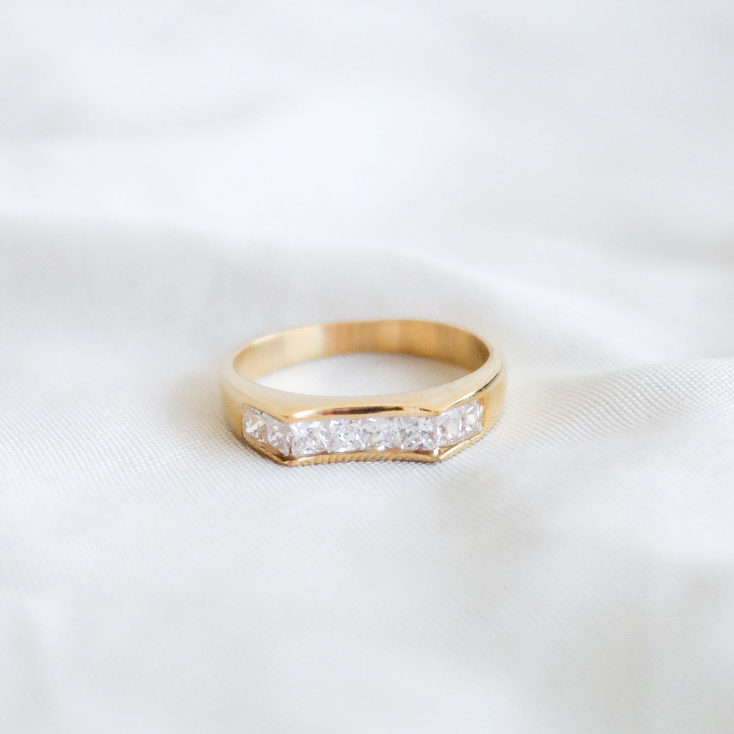 Anillo Diana