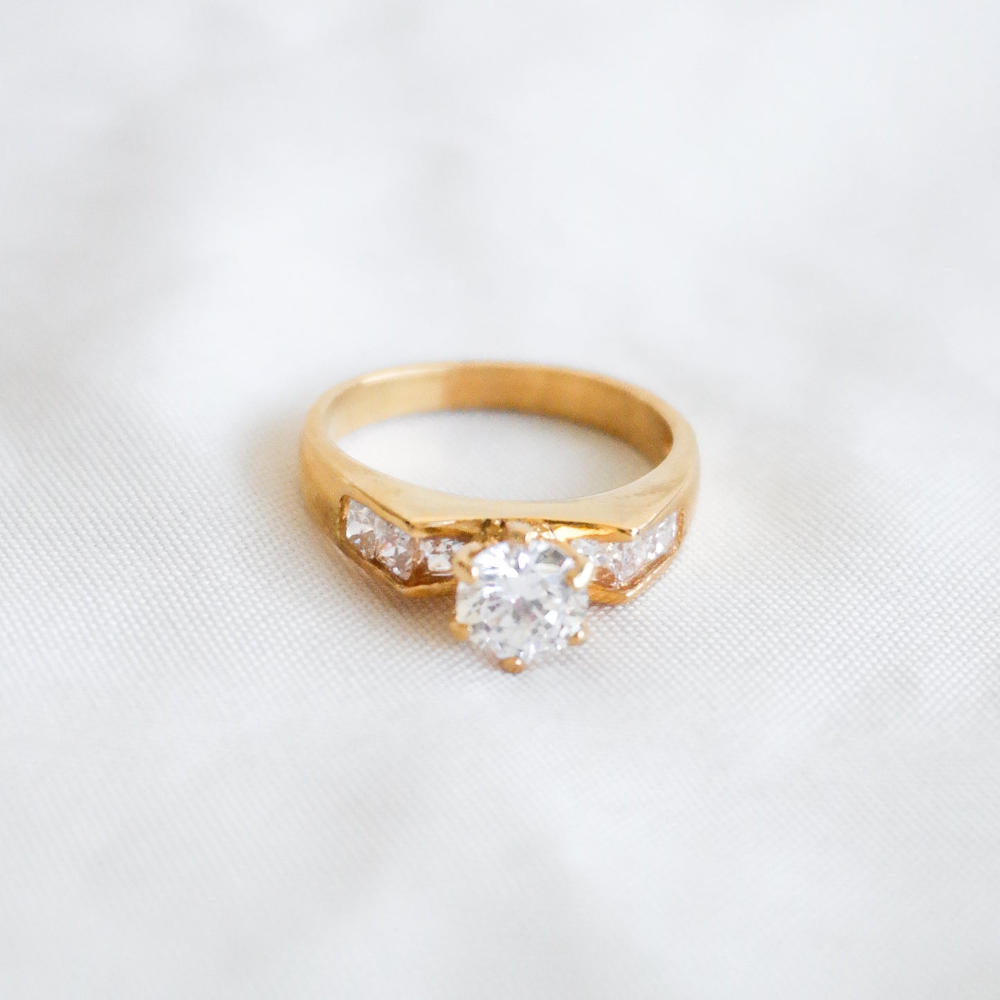 Anillo Glorian