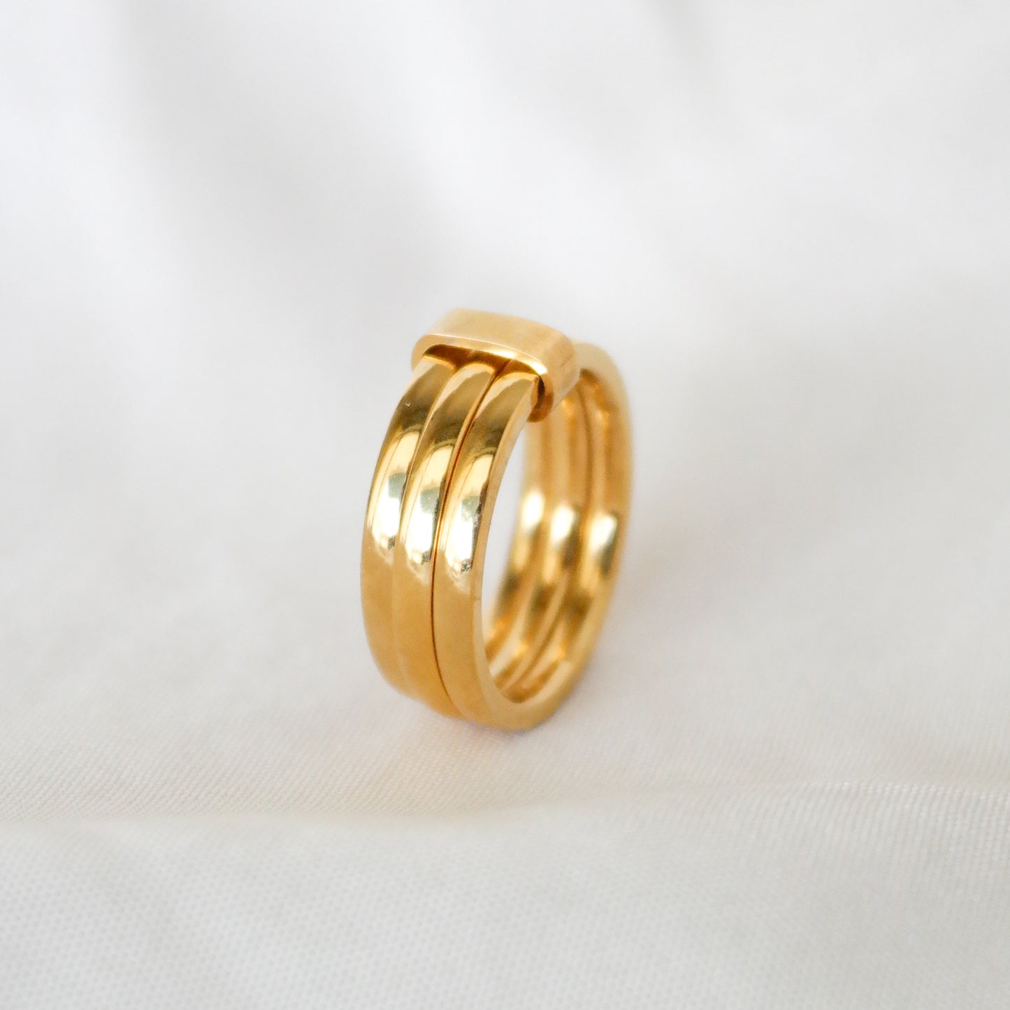 Anillo Alicia