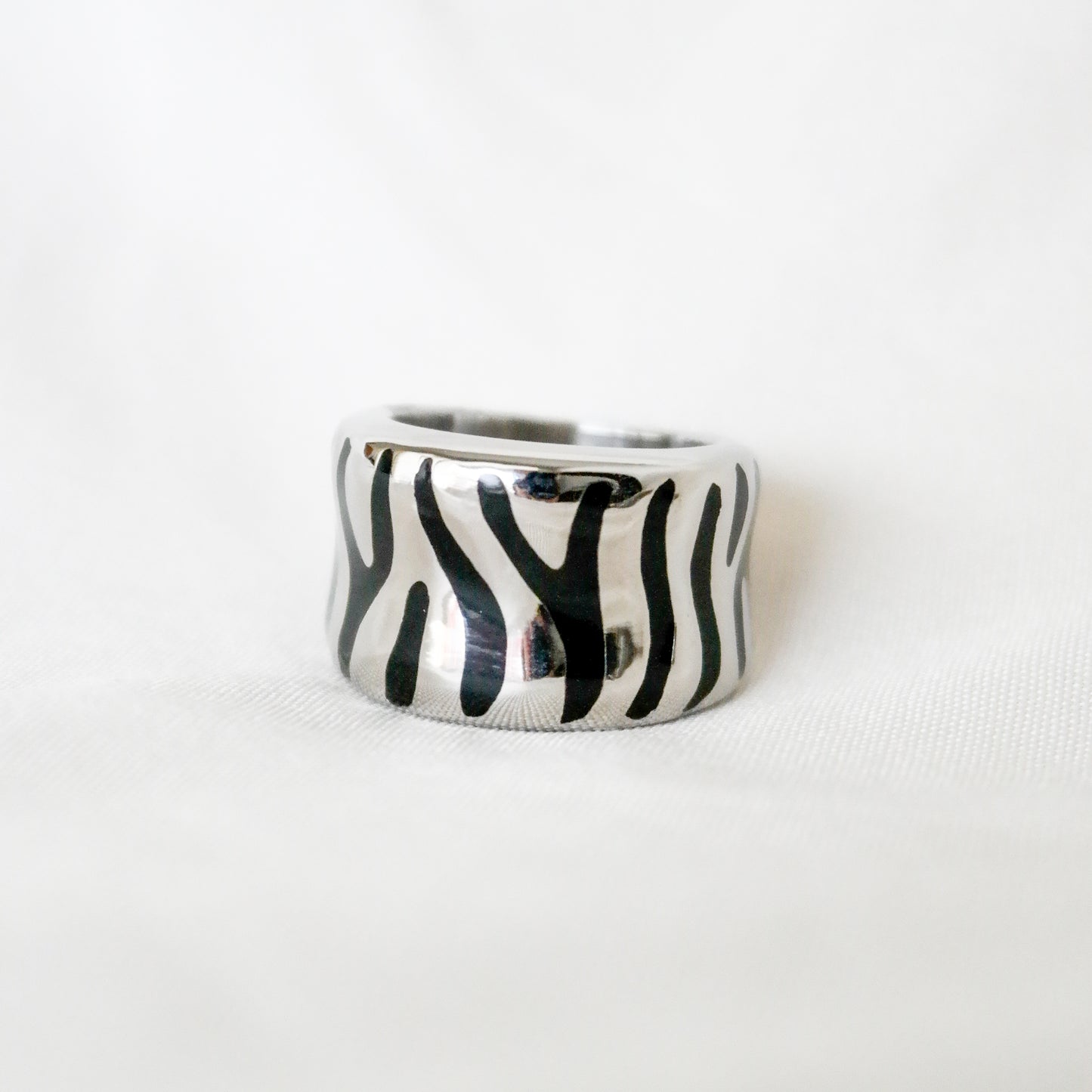Anillo Zebra