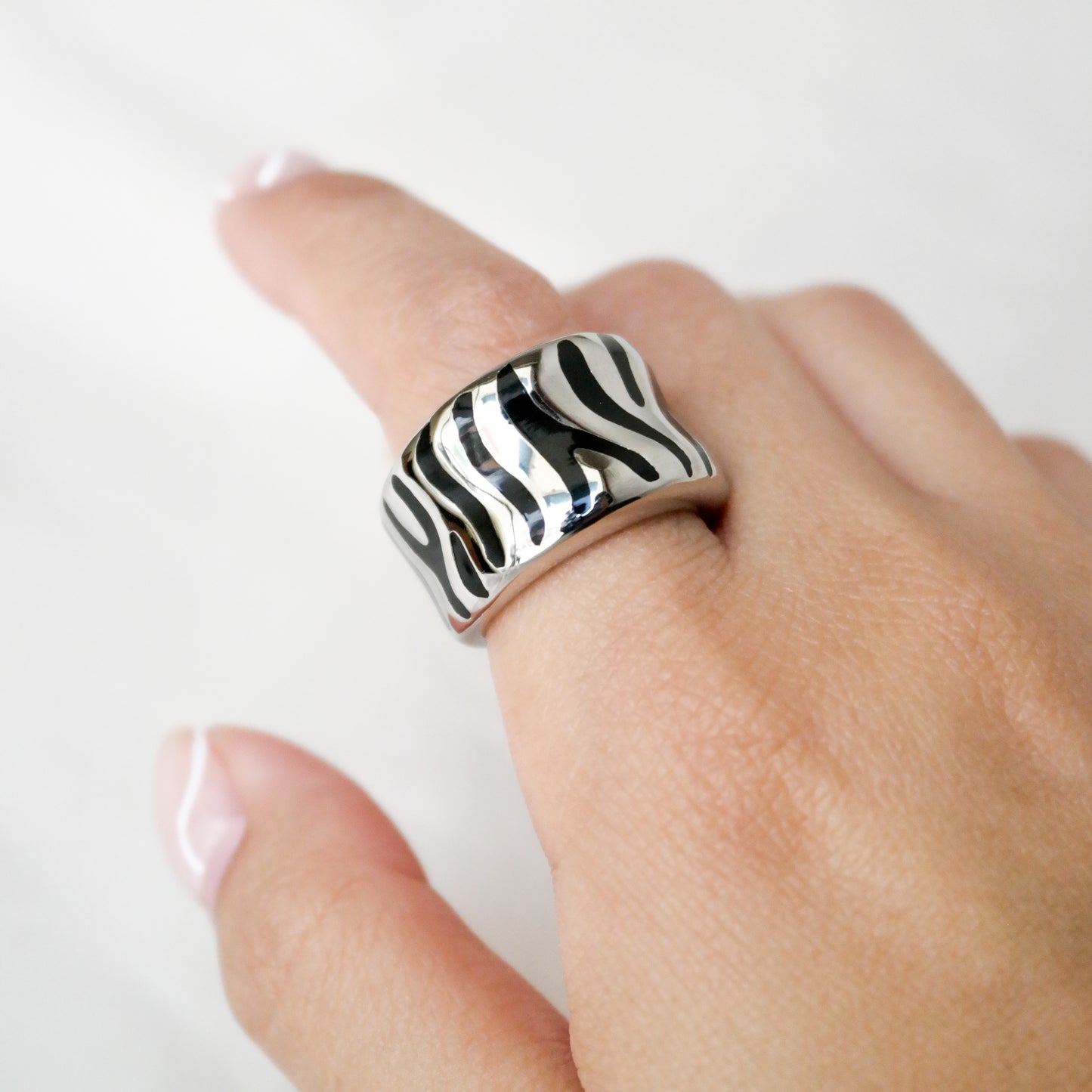 Anillo Zebra