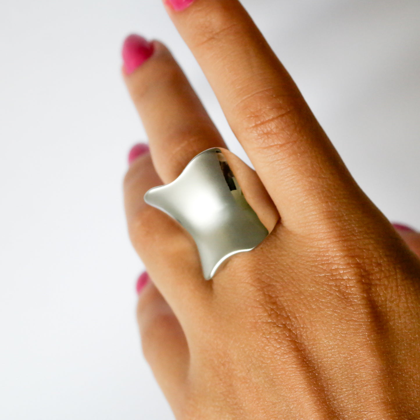 Anillo Naira