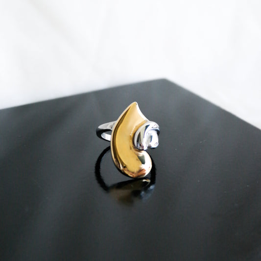 Anillo Irina