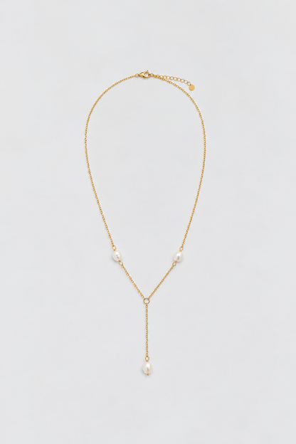 Collar dorado con perlas de acero inoxidable – Jargón.