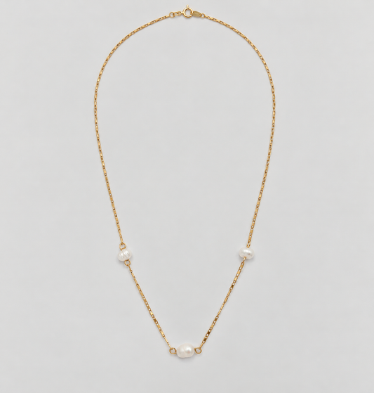 Lily Necklace