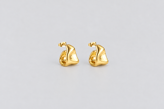 Lola Hoops
